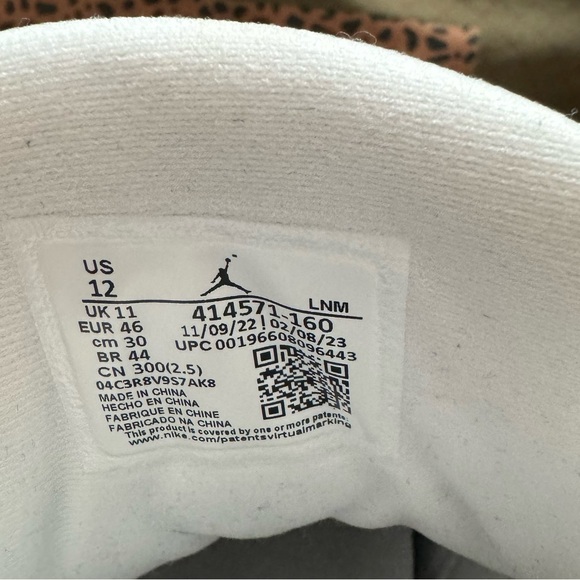 Air Jordan 13 Retro White Wolf Gray - Picture 5 of 5